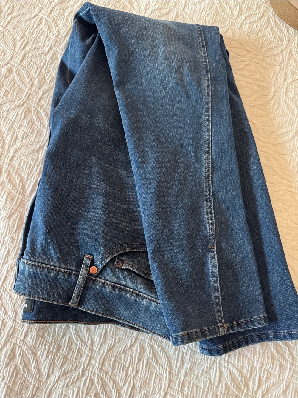 Express jean’s mid rise